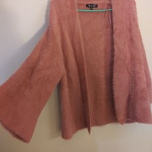 Sisters faux fur shrug